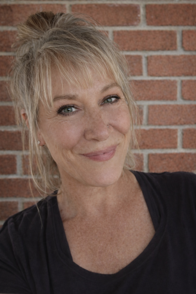 diana cowing headshot